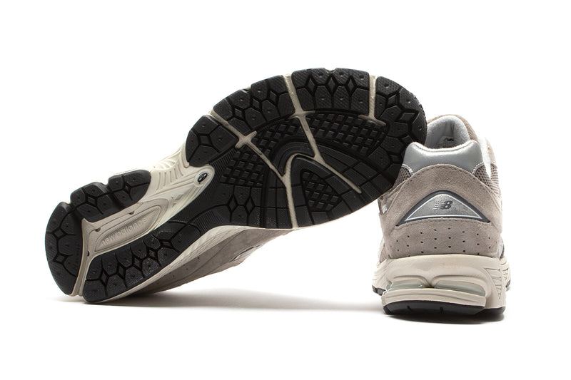 New Balance 2002R