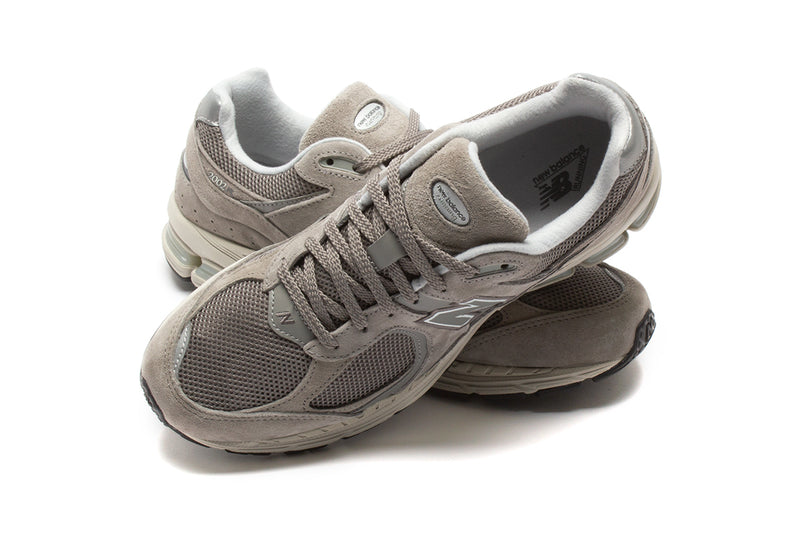 New Balance 2002R