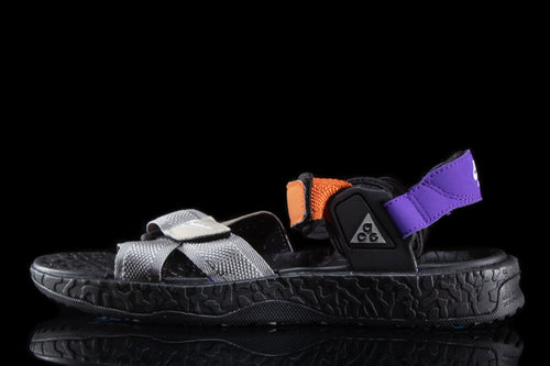 Nike ACG Air Deschutz+