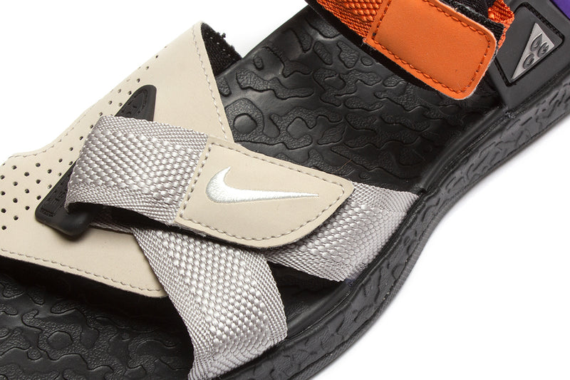 Nike ACG Air Deschutz+