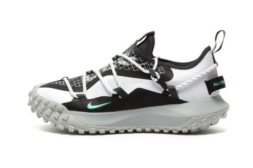 Nike ACG Mountain Fly Low SE White / Black