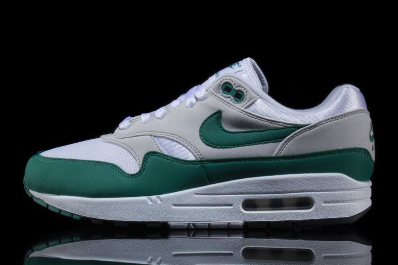 Nike Air Max 1 White Evergreen Aura