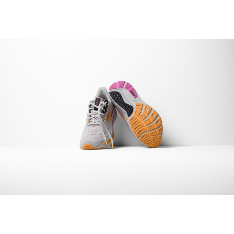 Brooks Ghost 17 by Brooks