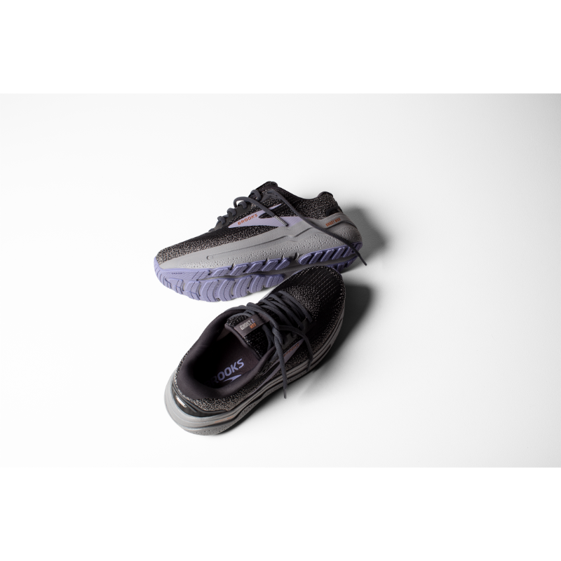 Brooks Ghost Max 2 by Brooks