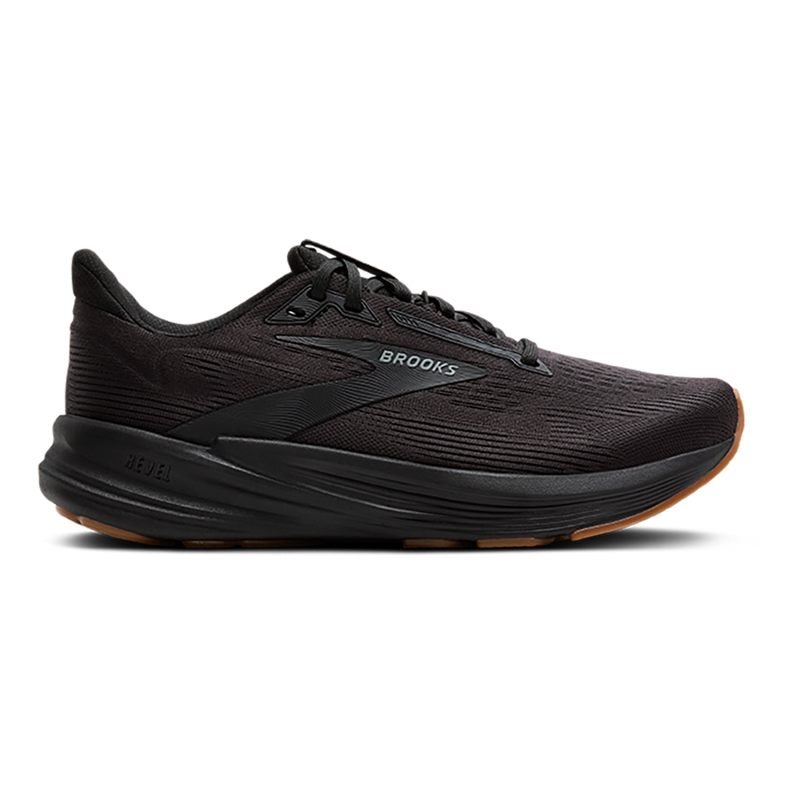 Brooks Revel 8