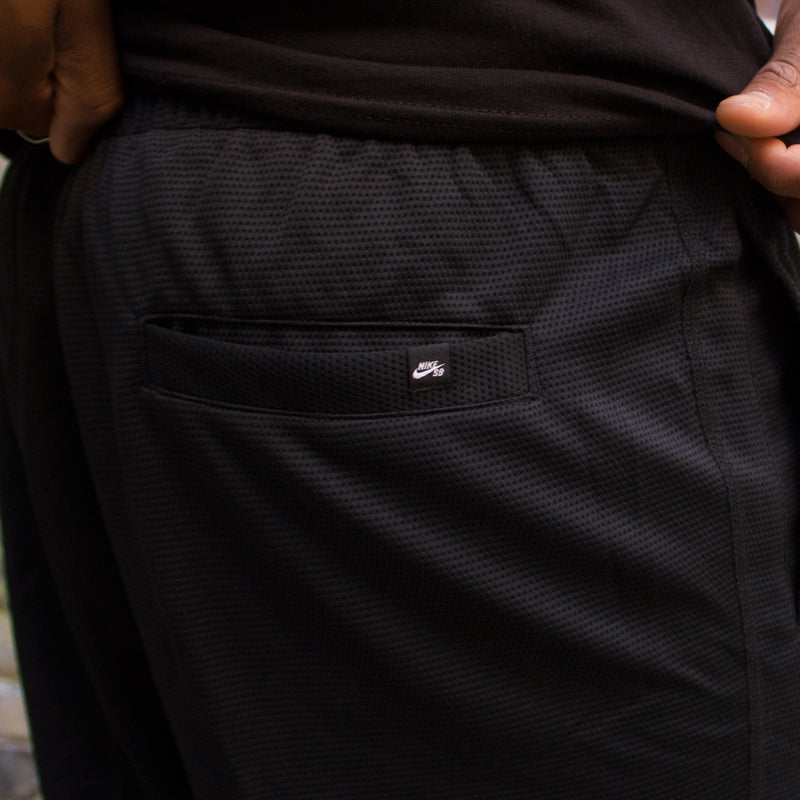Dry-Fit Sunday Short