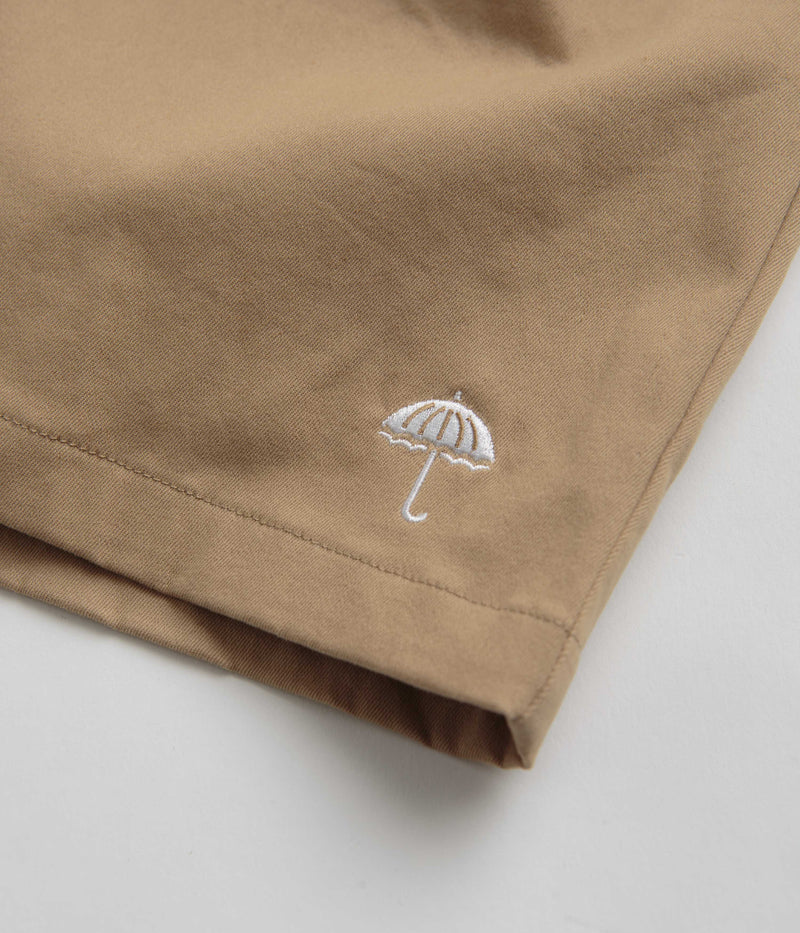 Helas Classic Pince Shorts in Beige