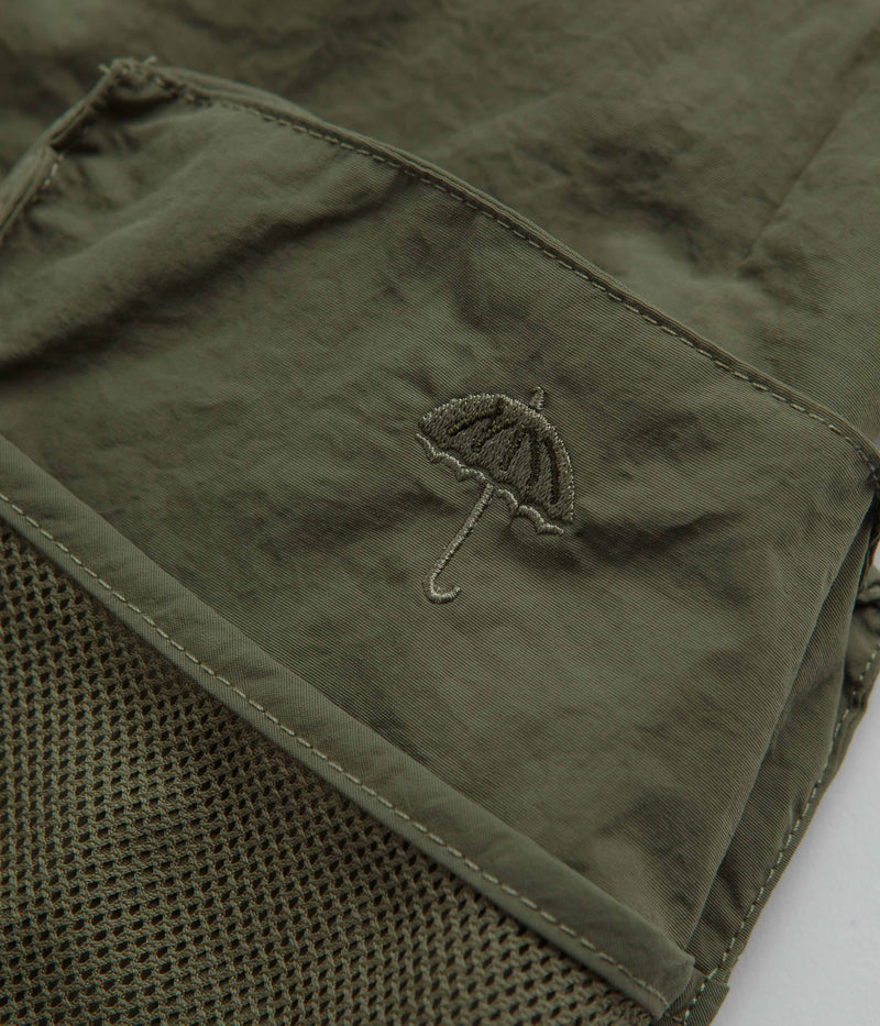 Helas Discovery Shorts in Khaki Green