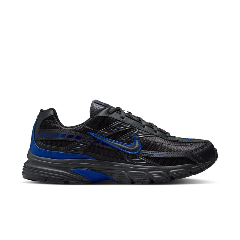 Men's black running shoes with blue accents, Nike swoosh, mesh upper and lace-up