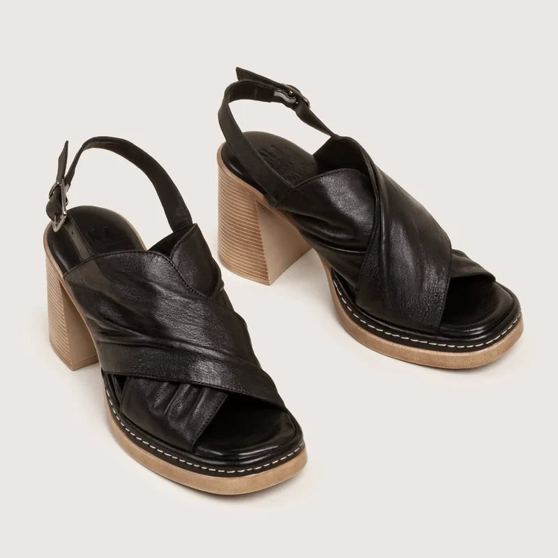 Lasalle - Black