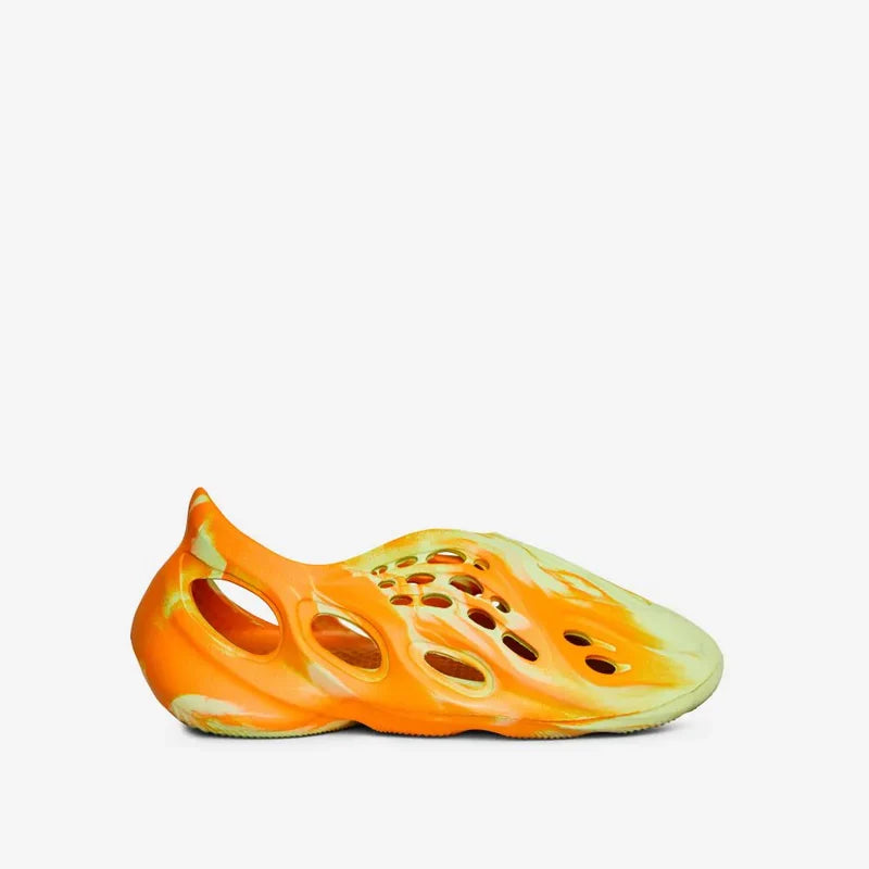 Lemonade Super-Bass Cut Our Detail Slip On Sandals