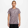 Men's Court Victory Printed Tee in Platinum Violet/White