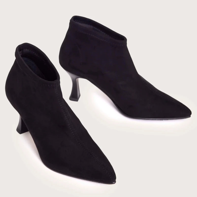 Henwood - Black Suede