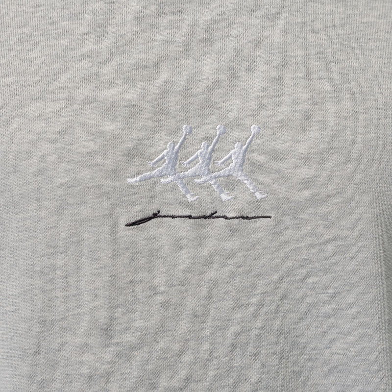 Grey heather T-shirt chest graphic logo detail
