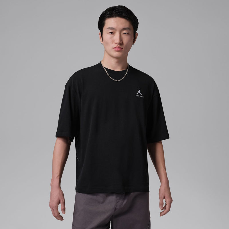 Men's black oversized crewneck T-shirt, front view with JORDAN chest logo