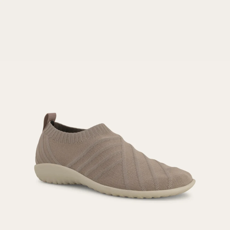 Naot Okahu: Women's by Naot