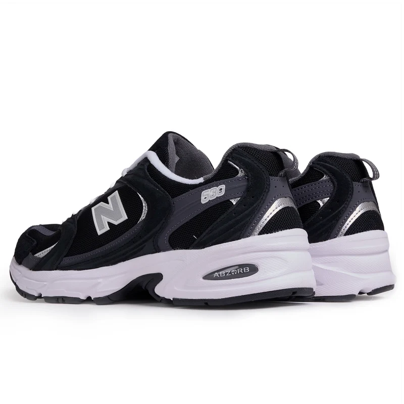 New Balance 530 - Black