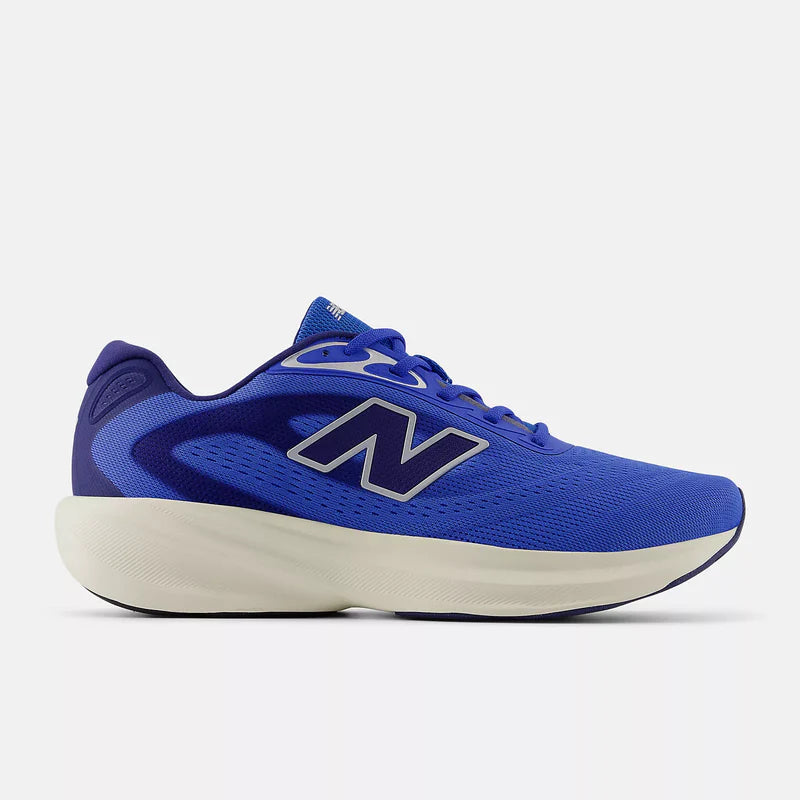 New Balance Men's Fresh Foam 680 v9 in Blue Bird