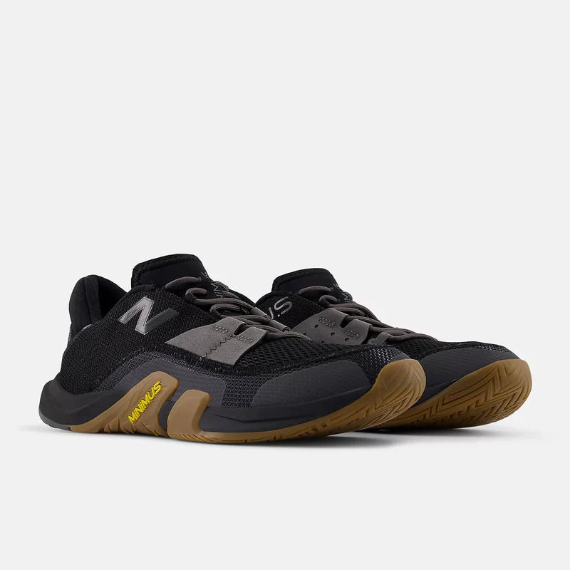 New Balance Men's Minimus TR v2 in Black