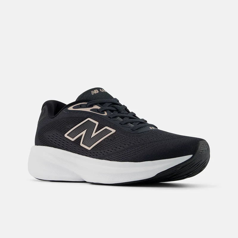 New Balance Women's Fresh Foam 680 v9 in Black