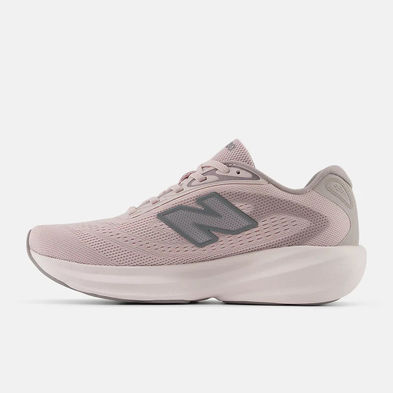 New Balance Women's Fresh Foam 680 v9 in Stone Pink