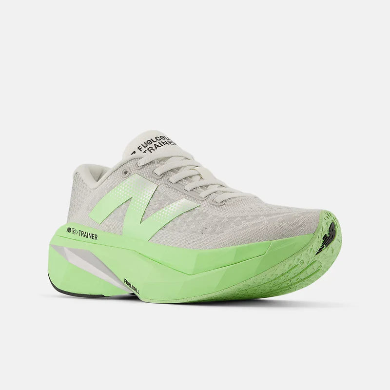 New Balance Women's FuelCell SuperComp Trainer v3 in Mint Flash