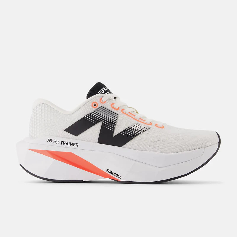 New Balance Women's FuelCell SuperComp Trainer v3 in Sea Salt