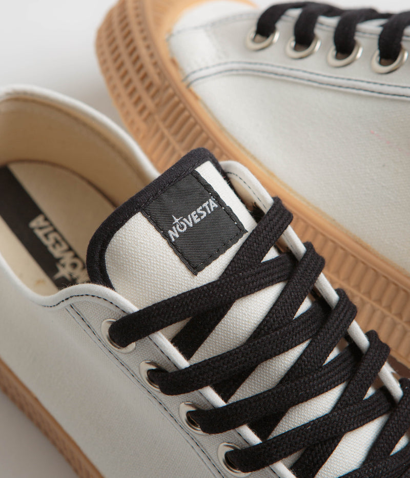 Novesta Star Master Contrast Stitch Shoes in 10 White and Black / 003 Transparent