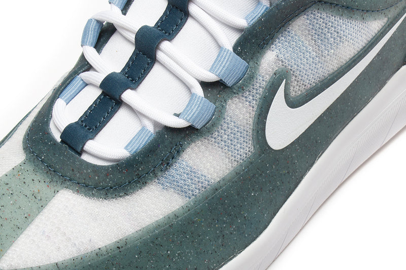 Nike SB Nyjah Free 2 Premium Ash Green / White