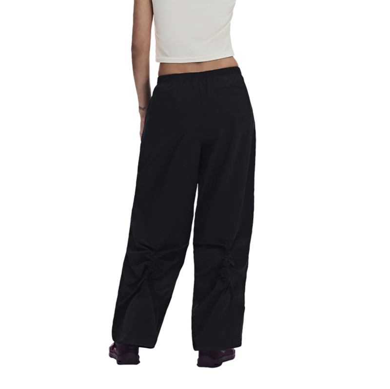 ON Parachute Pants