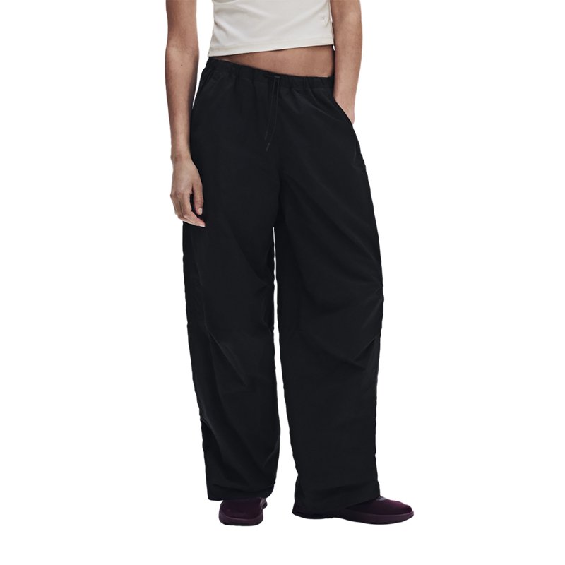 ON Parachute Pants