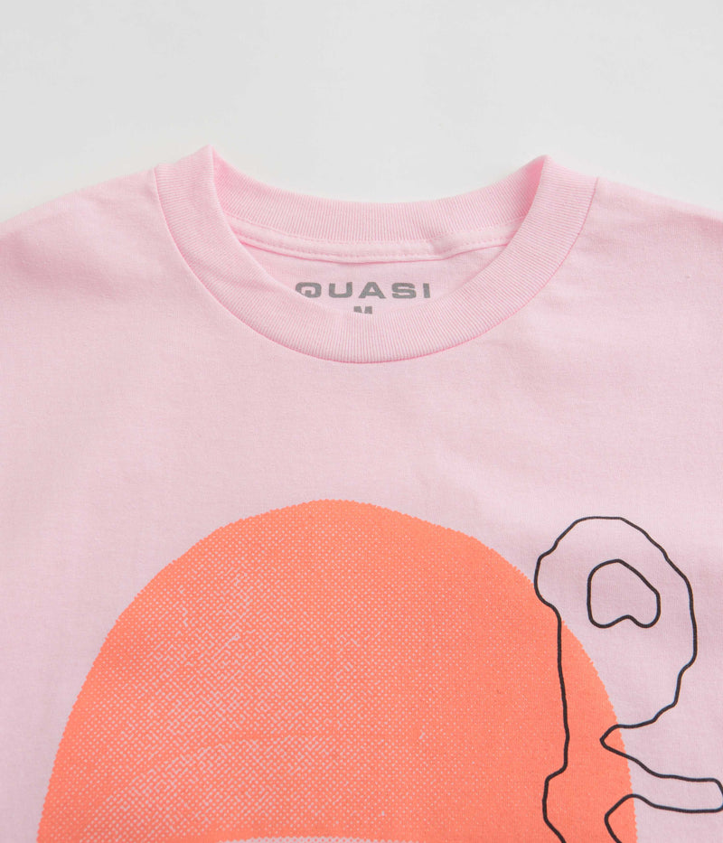 Quasi Helmet T-Shirt in Pink