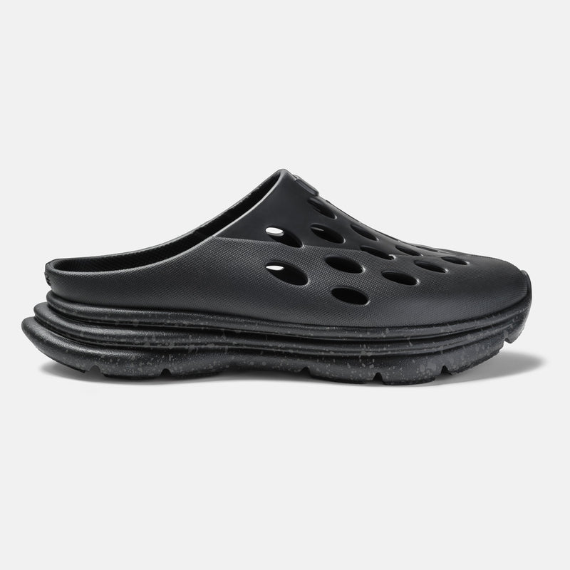 KANE Revive OB recovery shoe in black color, profile view