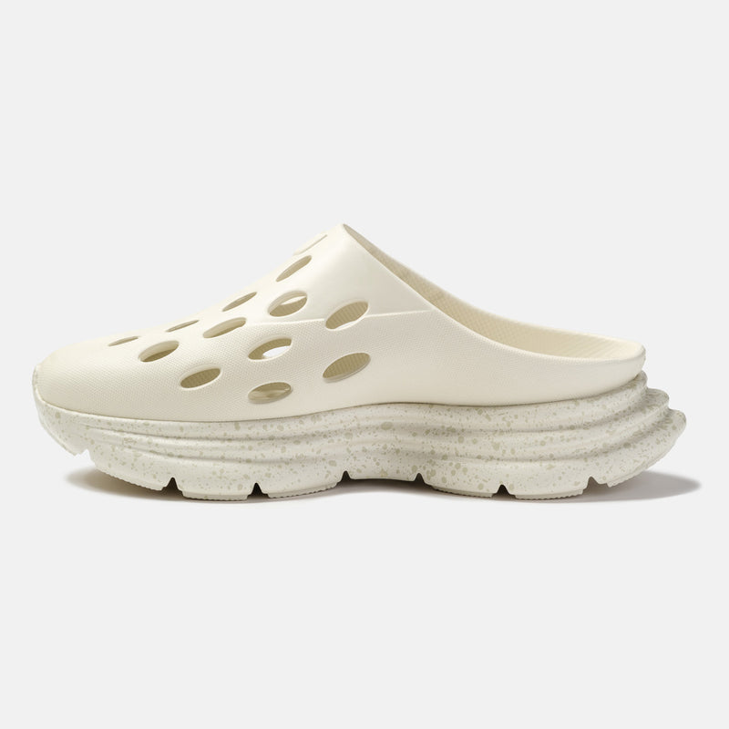 KANE Revive OB recovery shoe in bone color, reverse view