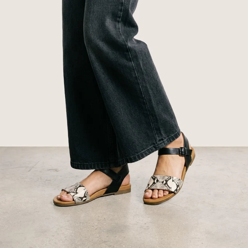 Rockaway - Black Snake Print