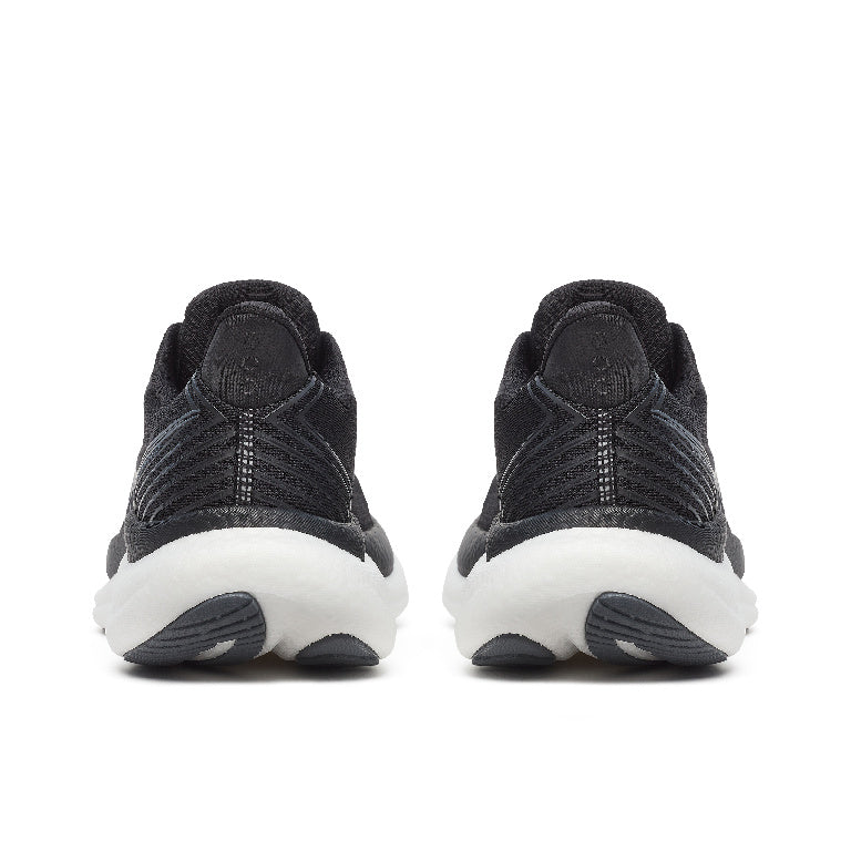 Saucony Women's TRiumph 23 Running Shoes in Black/White (Wide)
