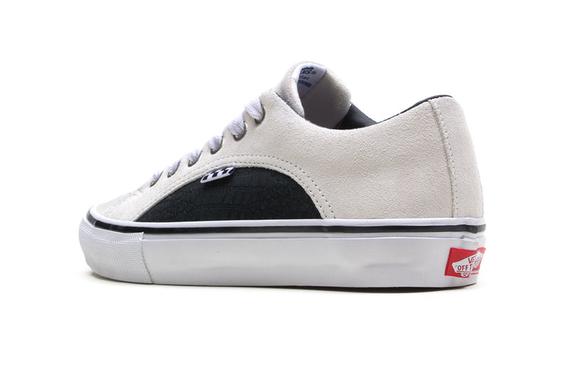 Skate Lampin