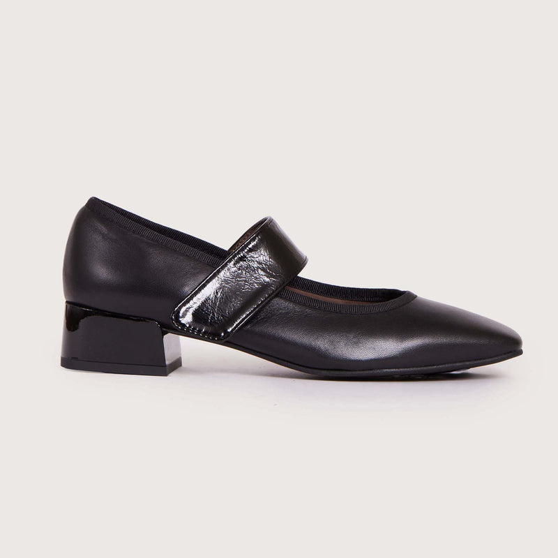 Trinity - Black/Black