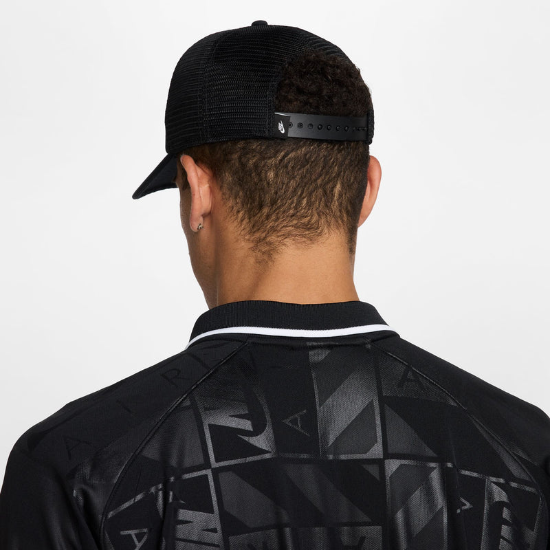 Unisex Rise Structured Trucker Cap in Black/Black/Black/White