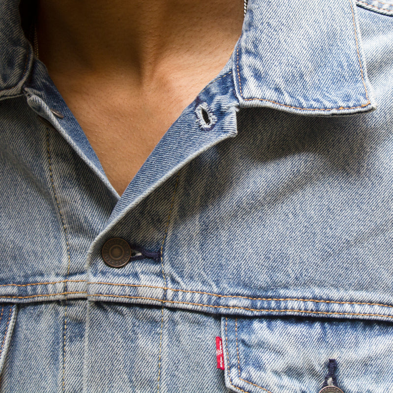 Levi's Vintage Fit Trucker Jacket Super Lite Trucker