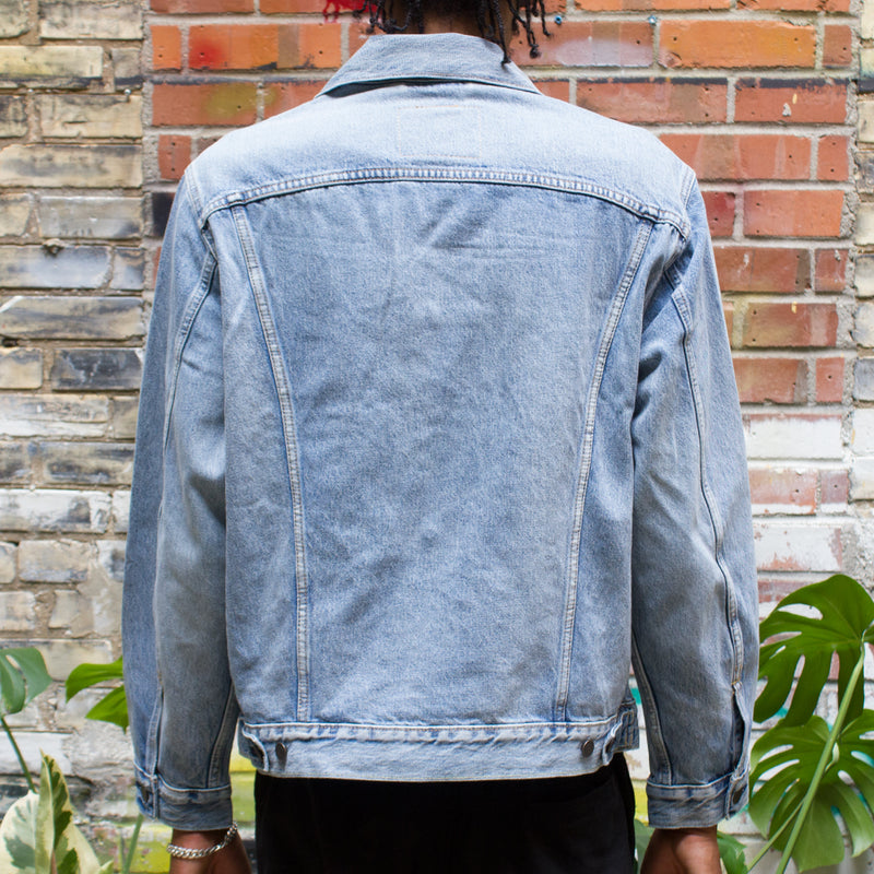 Levi's Vintage Fit Trucker Jacket Super Lite Trucker