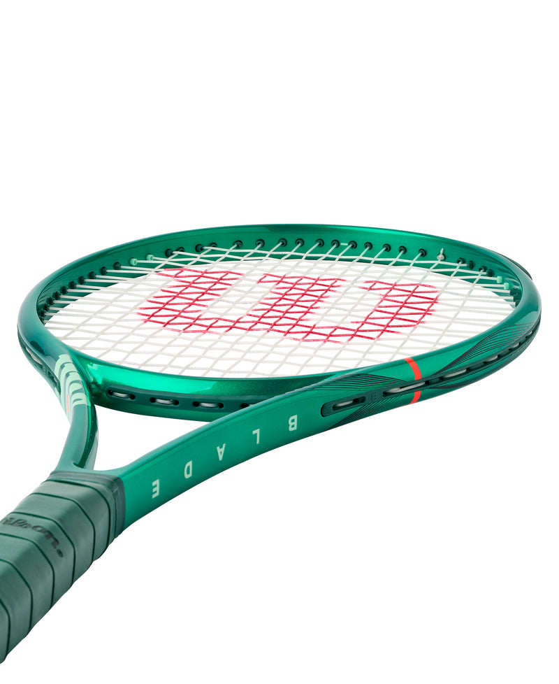 Wilson Blade 100L V10 Tennis Racquet (2026)