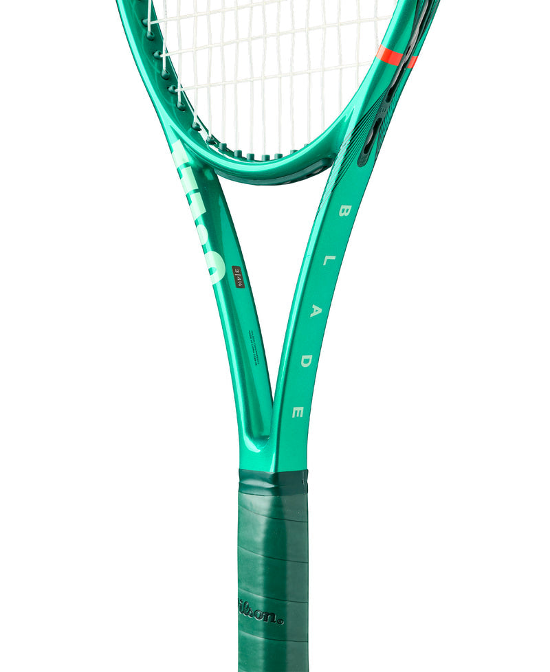 Wilson Blade 98 18X20 V10 Tennis Racquet (2026)
