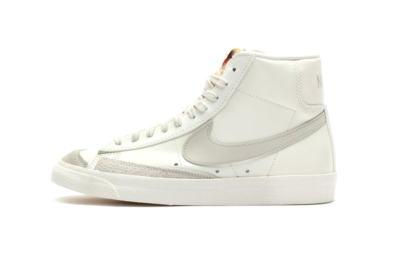 Nike Women's Blazer Mid '77