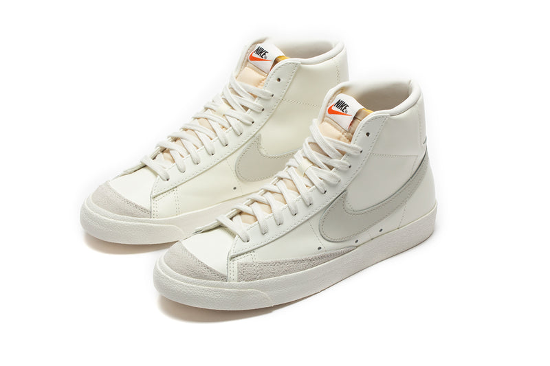 Nike Women's Blazer Mid '77