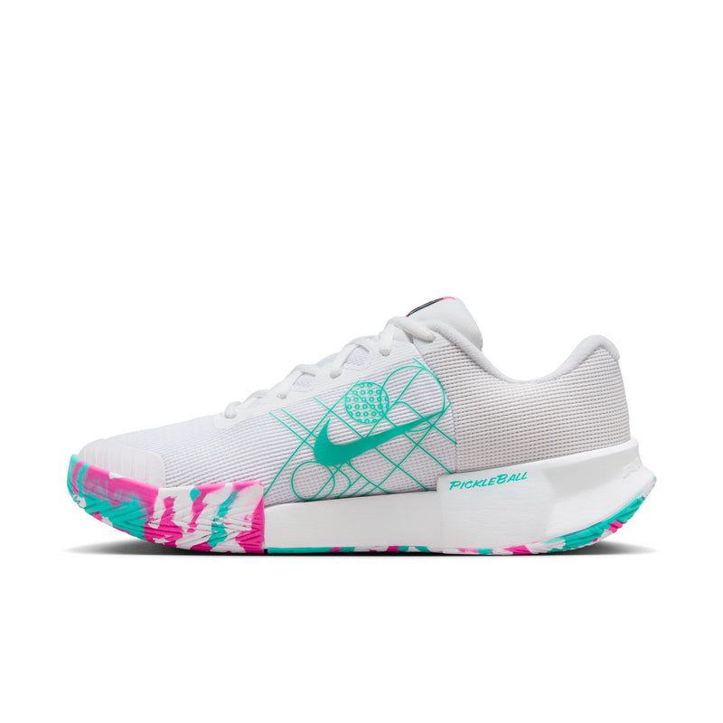 Women's Zoom Challenge Pickleball Shoes in White/Retro-Alchemy Pink