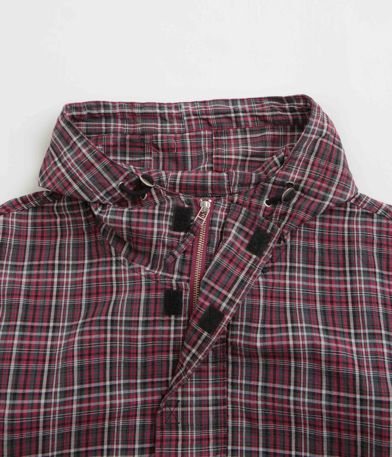 Yardsale Plaid Pullover Jacket in Black and Red