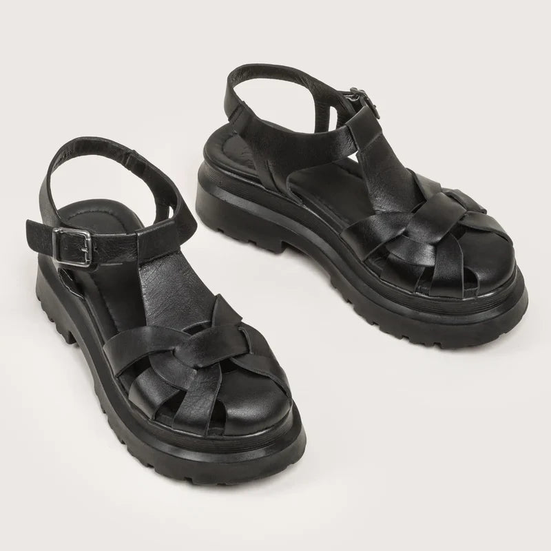 Yates - Black