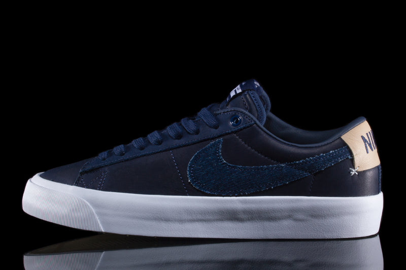 Nike SB Zoom Blazer Low Pro GT : Midnight Navy / White