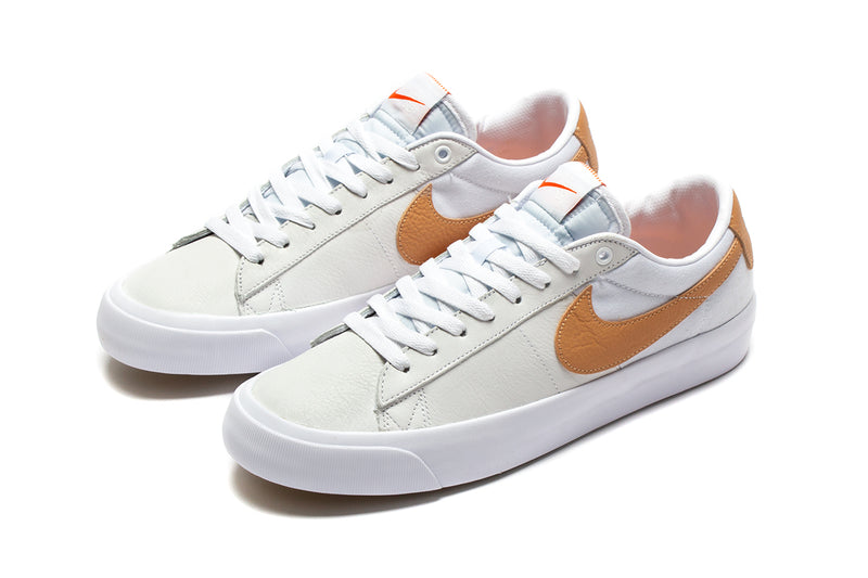 Nike SB Zoom Blazer Low Pro GT : White / Light Cognac